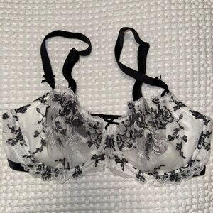 Victoria's Secret Wicked Unlined Black and White Floral Lace Bra